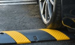 تصل لأكثر من مليون دينار.. أمانة بغداد: غرامة مالية بحق واضعي المطبات الصناعية